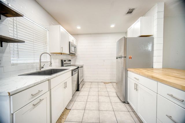 132 LONGFELLOW ROAD, Winter Haven, FL 33884