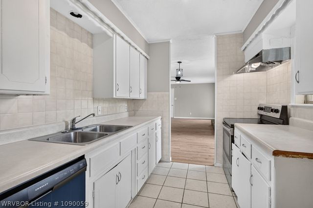 4211 Royal Oak Drive, Fort Smith, AR 72904