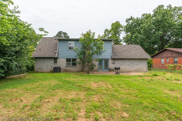 4211 Royal Oak Drive, Fort Smith, AR 72904