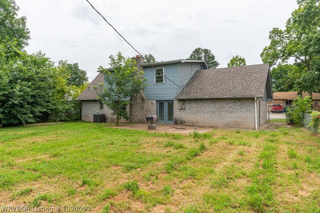 4211 Royal Oak Drive, Fort Smith, AR 72904