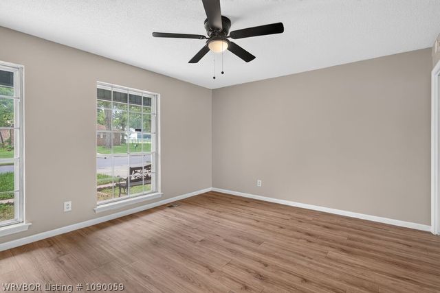 4211 Royal Oak Drive, Fort Smith, AR 72904
