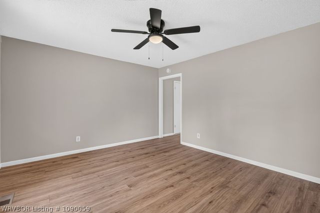 4211 Royal Oak Drive, Fort Smith, AR 72904