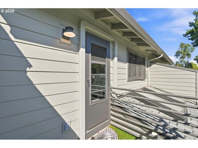 7819 Ne LOOWIT Loop 83, Vancouver, WA 98662