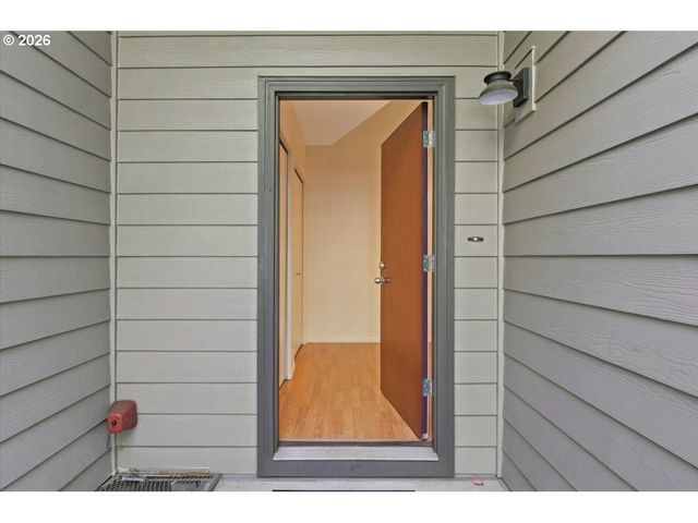 7819 Ne LOOWIT Loop 83, Vancouver, WA 98662