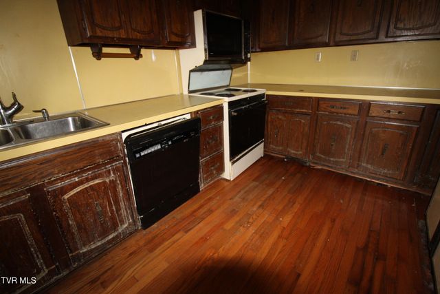 2016 Arlington Drive, Kingsport, TN 37663