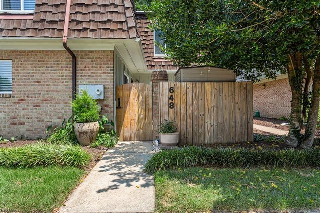 648 Ocean Lakes DR, Virginia Beach, VA 23454