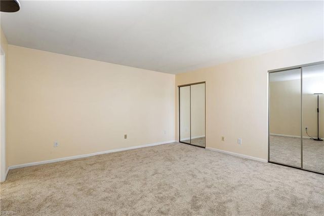 648 Ocean Lakes DR, Virginia Beach, VA 23454