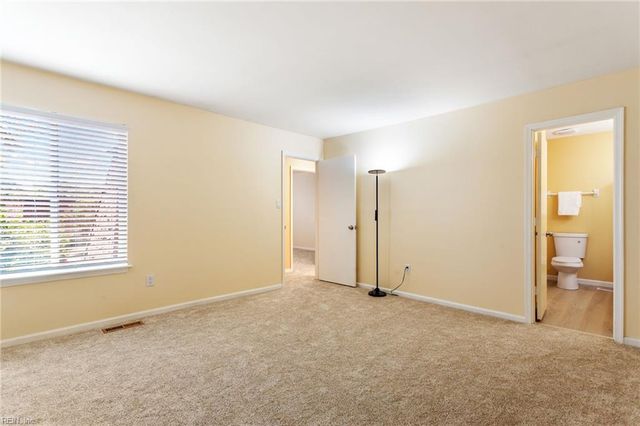 648 Ocean Lakes DR, Virginia Beach, VA 23454