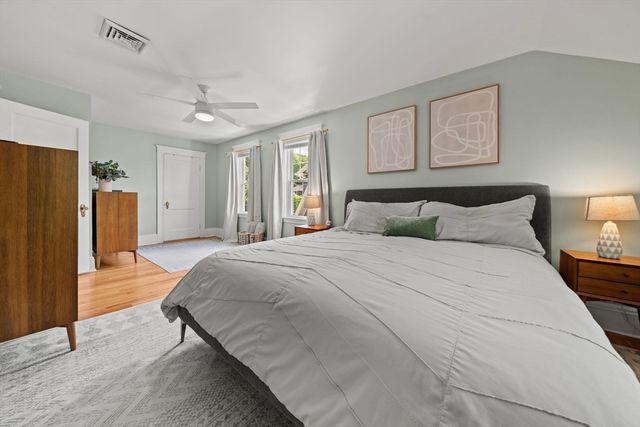 19 Broadway, Lynn, MA 01904