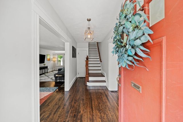 19 Broadway, Lynn, MA 01904