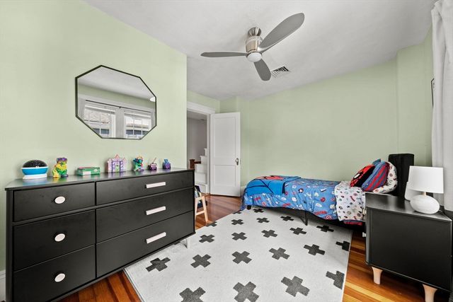 19 Broadway, Lynn, MA 01904