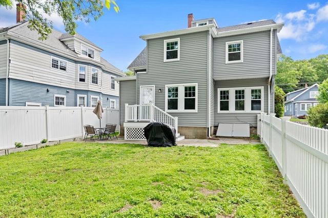 19 Broadway, Lynn, MA 01904
