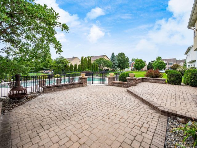 4305 Charles Court, Hilliard, OH 43026