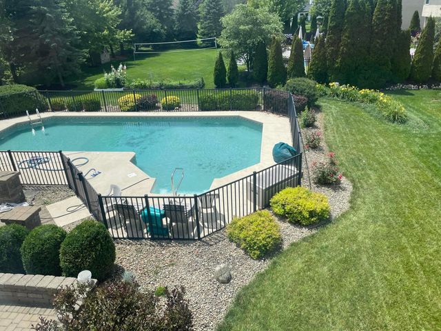 4305 Charles Court, Hilliard, OH 43026