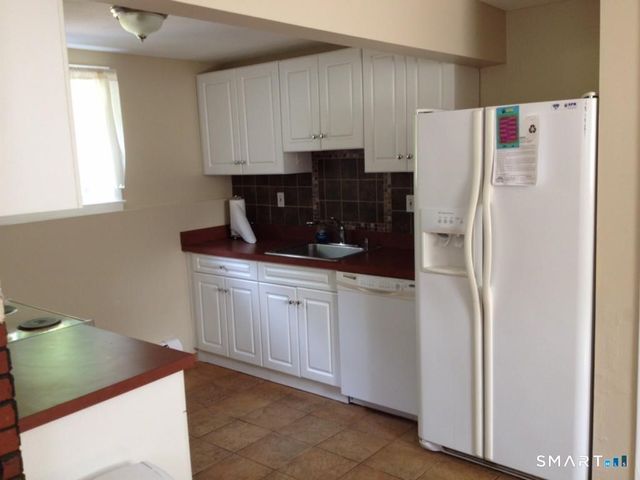 15 Earl Avenue, Hamden, CT 06514
