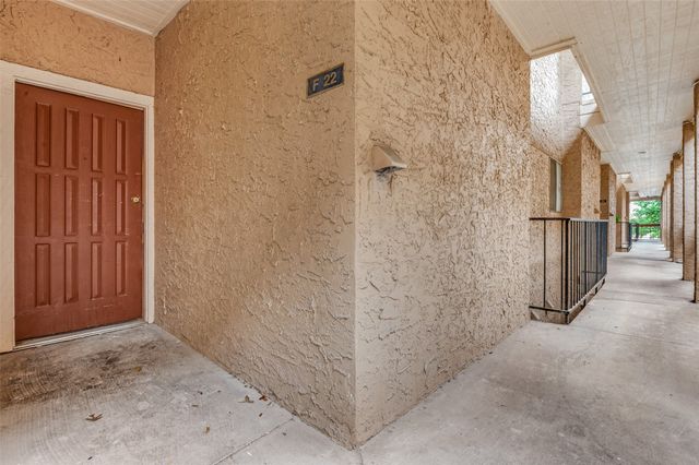 5550 SPRING VALLEY f22, Dallas, TX 75254