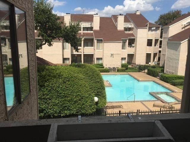 5550 SPRING VALLEY f22, Dallas, TX 75254
