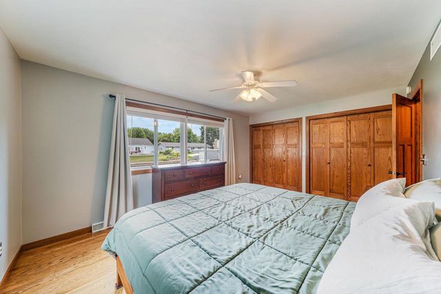 2104 HAZEL STREET, Oshkosh, WI 54901