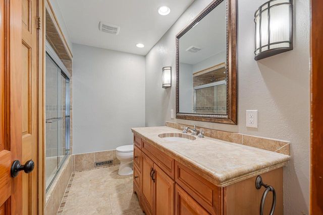2104 HAZEL STREET, Oshkosh, WI 54901