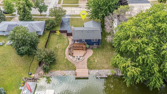 2104 HAZEL STREET, Oshkosh, WI 54901