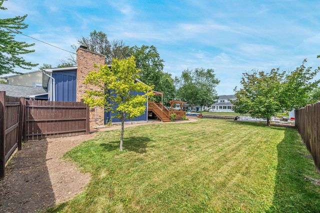 2104 HAZEL STREET, Oshkosh, WI 54901