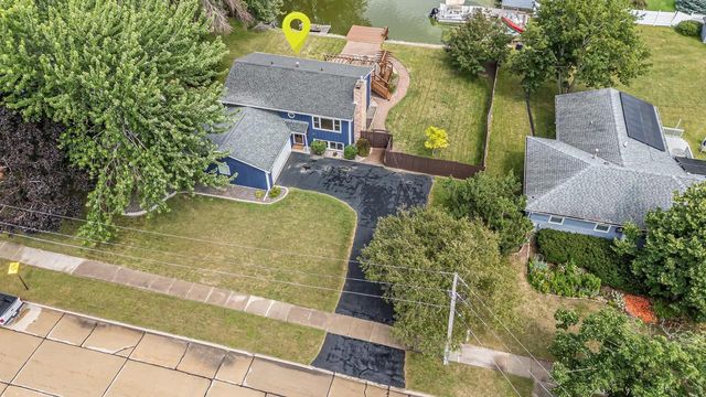 2104 HAZEL STREET, Oshkosh, WI 54901