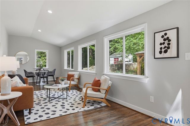 7740 Surreywood Dr, Chesterfield, VA 23235