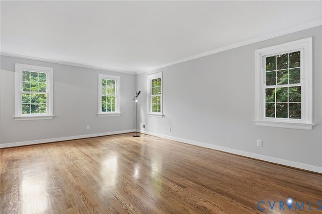 7740 Surreywood Dr, Chesterfield, VA 23235