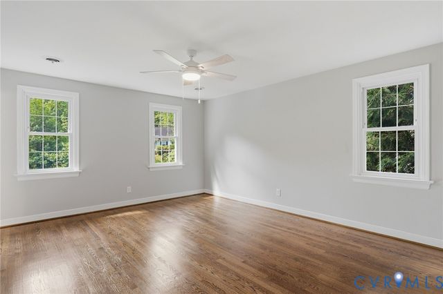 7740 Surreywood Dr, Chesterfield, VA 23235