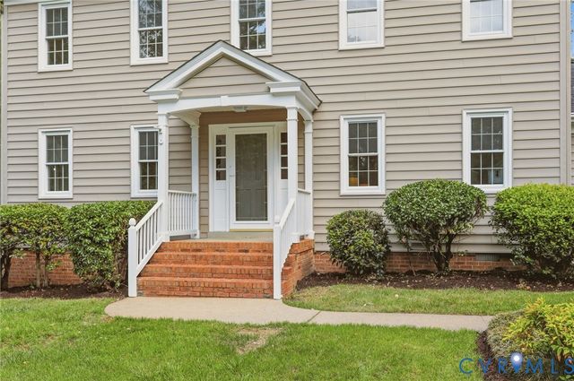 7740 Surreywood Dr, Chesterfield, VA 23235