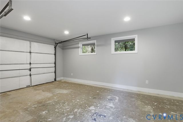 7740 Surreywood Dr, Chesterfield, VA 23235