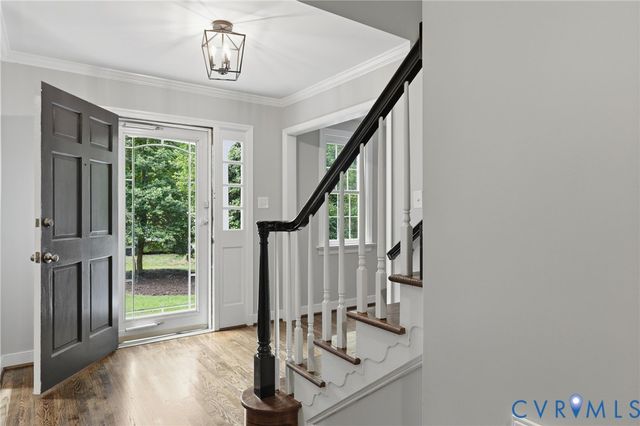 7740 Surreywood Dr, Chesterfield, VA 23235