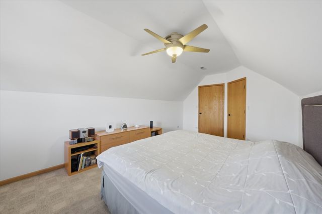 8215 Austin Avenue, Burbank, IL 60459