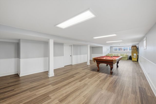 8215 Austin Avenue, Burbank, IL 60459