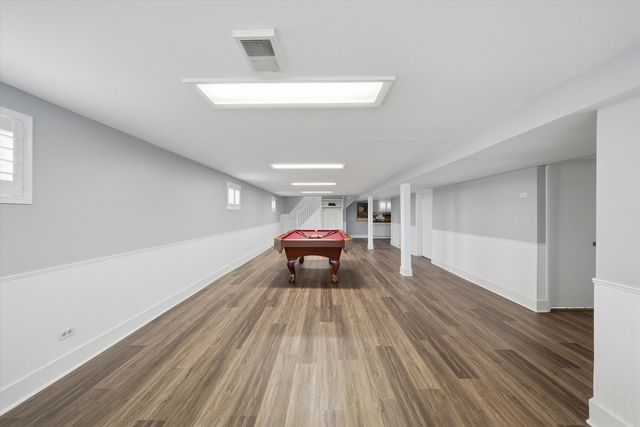 8215 Austin Avenue, Burbank, IL 60459