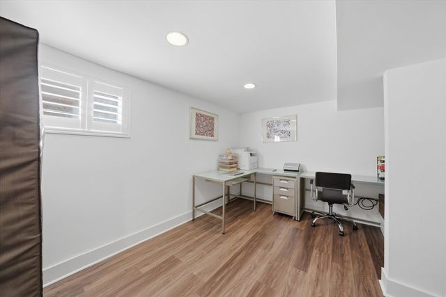 8215 Austin Avenue, Burbank, IL 60459