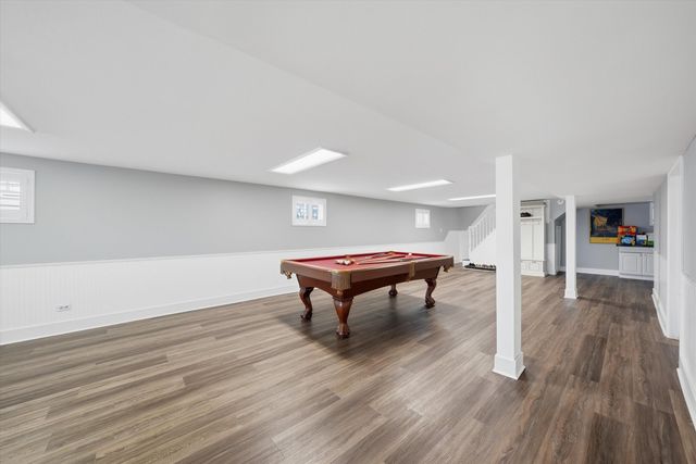 8215 Austin Avenue, Burbank, IL 60459