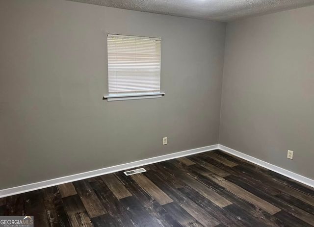 630 Moody Street, Griffin, GA 30223