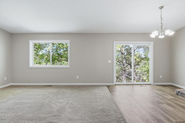 39571 Oak Park Trail, North Branch, MN 55056