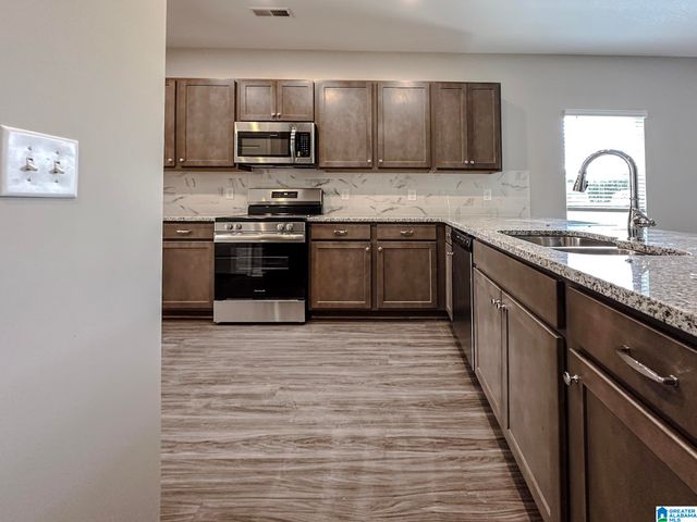 1705 STERLING GROVE DRIVE, Margaret, AL 35120