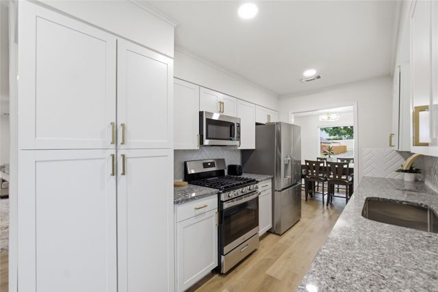 1510 Austrian Road, Grand Prairie, TX 75050