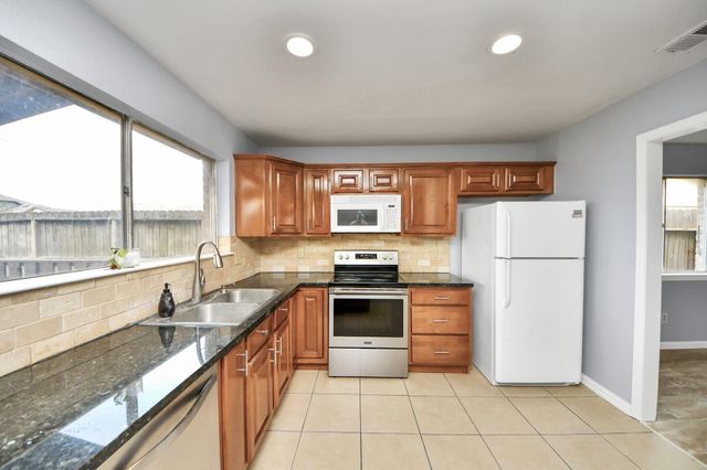 23927 Verngate Drive, Spring, TX 77373