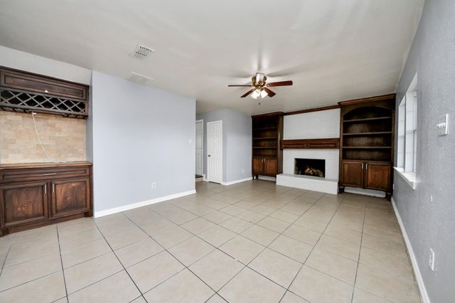 23927 Verngate Drive, Spring, TX 77373