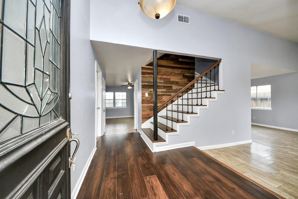 23927 Verngate Drive, Spring, TX 77373