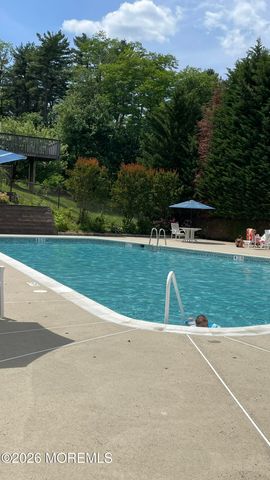 19 Clavendon Court, Middletown, NJ 07748