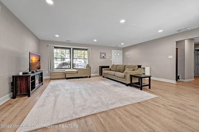 521 San Juan Drive, Toms River, NJ 08753