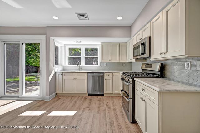 521 San Juan Drive, Toms River, NJ 08753