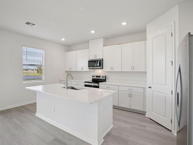 9017 VENETIA COURT, Palmetto, FL 34221