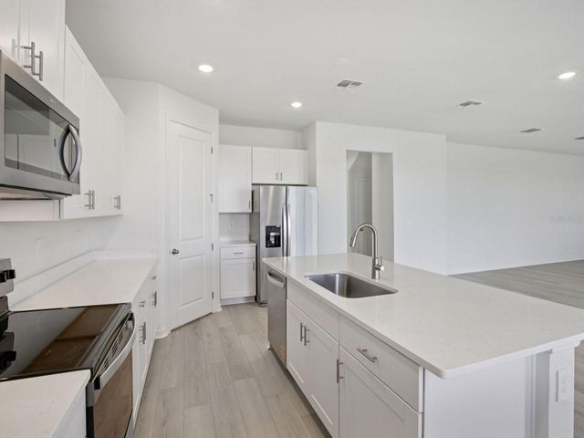 9017 VENETIA COURT, Palmetto, FL 34221