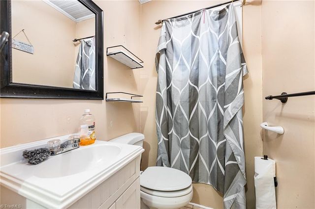 133 Southview Drive, Winston-salem, NC 27127